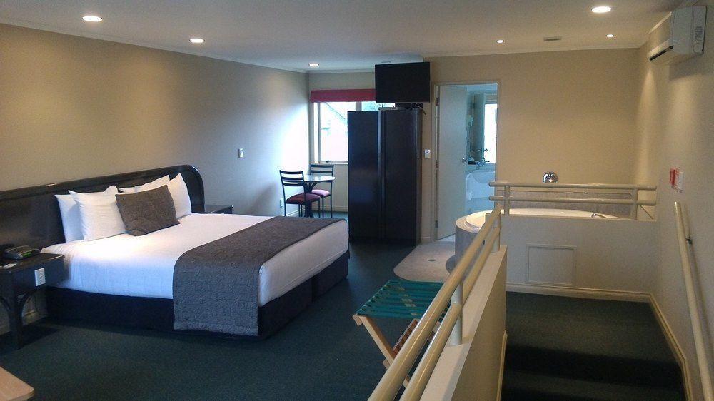 Cornwall Motor Lodge Palmerston North Eksteriør billede